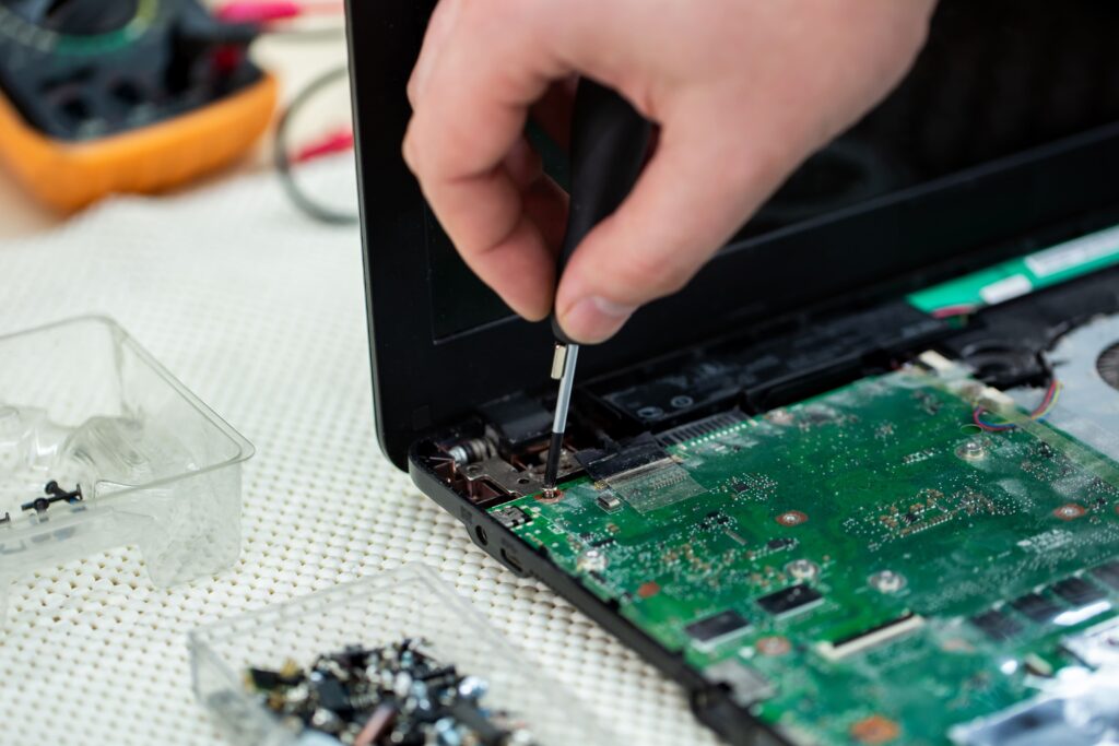 Montaje Y Desmontaje De PC Y Port tiles Reparar Ordenadores En Madrid